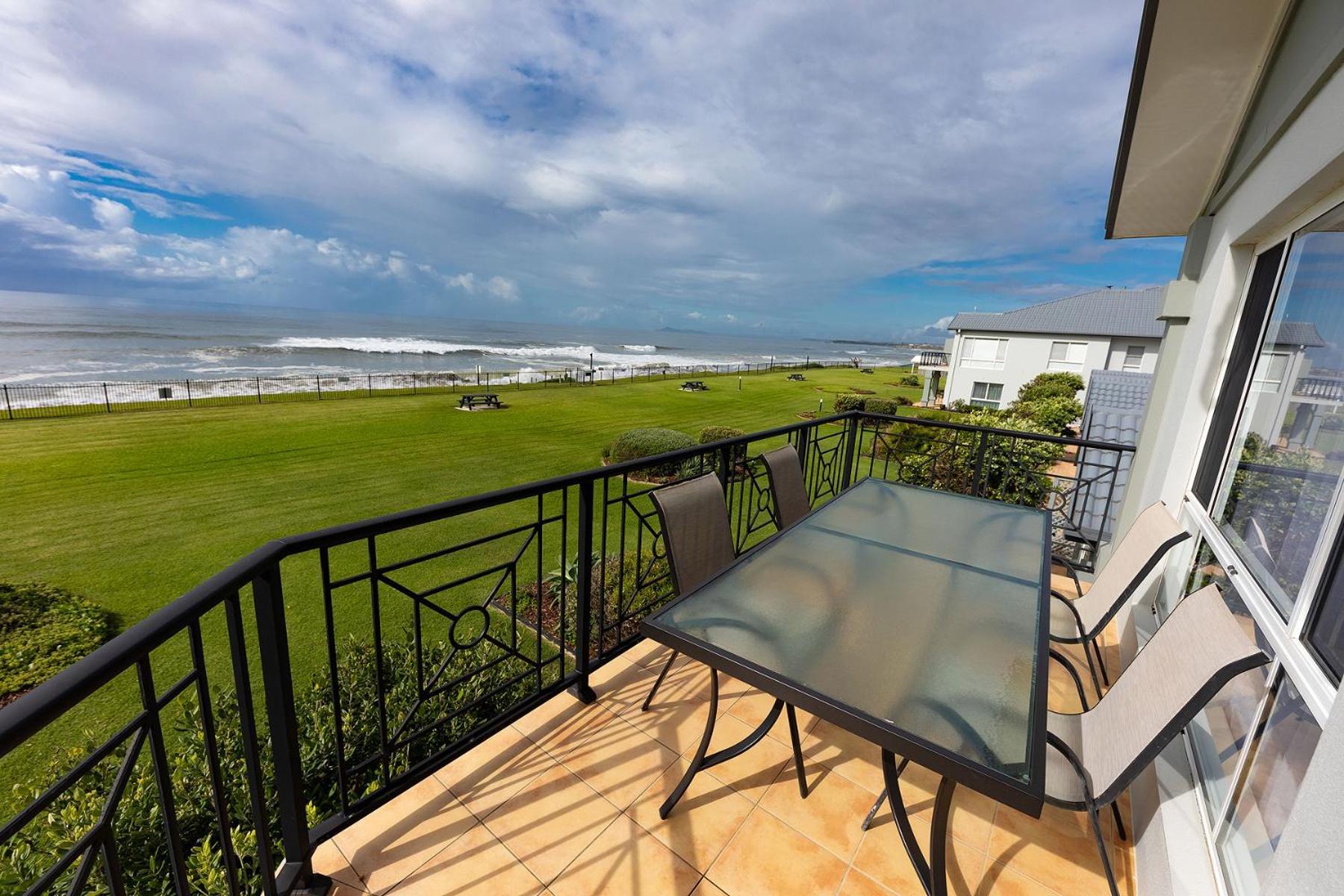 Meridian Beachside Apartments Олд-Бар Екстер'єр фото